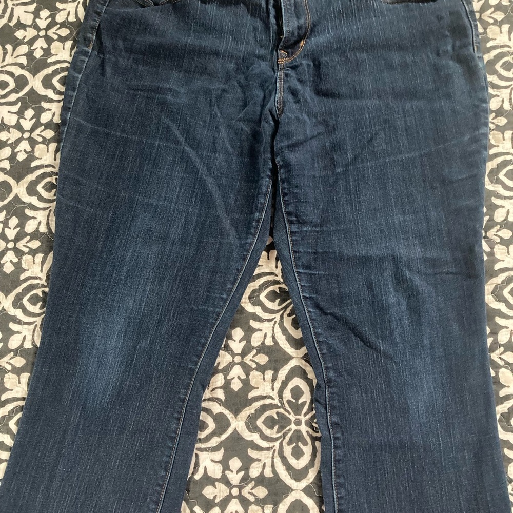 Old Navy curvy mid rise boot cut jeans - Picture 3 of 5